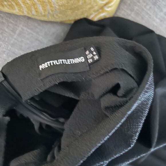 PLT ruched skirt with back zipper, new without tags - Picture 4 of 5